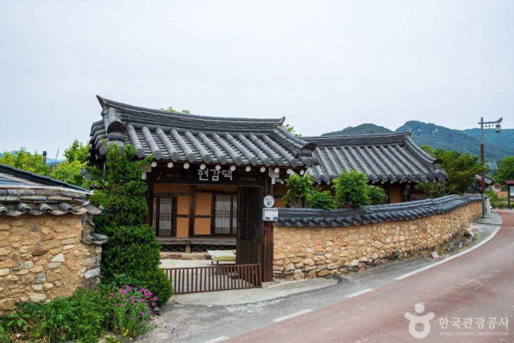 거창 황산마을 옛 담장 여행 추천 - 메고지고
