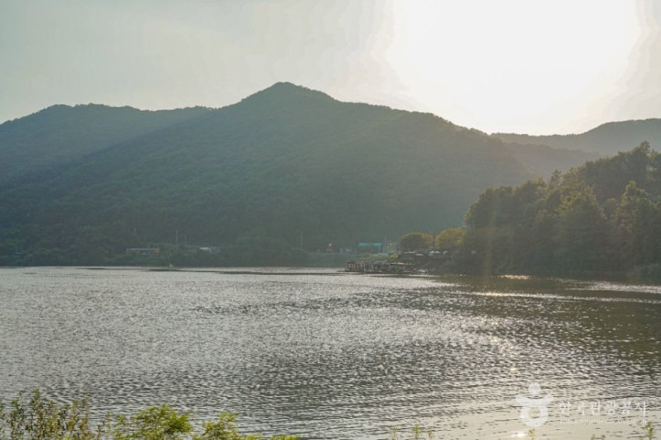 청룡지 여행 추천 - 메고지고
