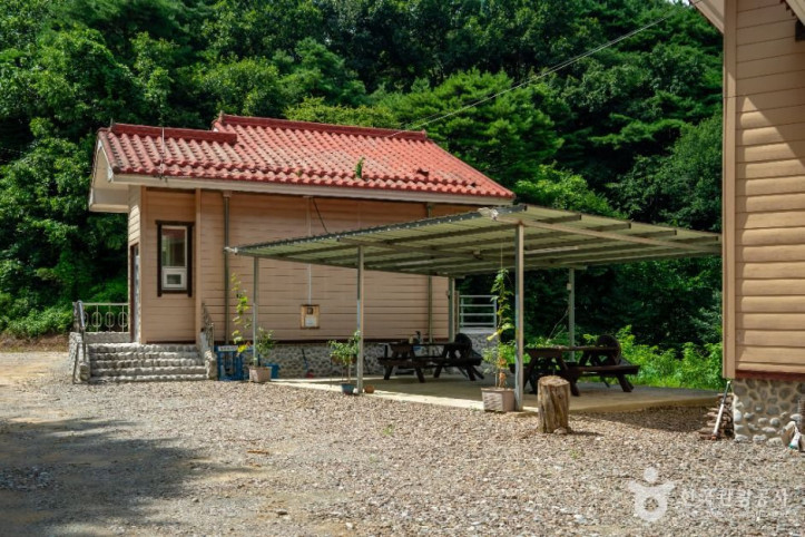 각사산촌생태마을 여행 추천 - 메고지고