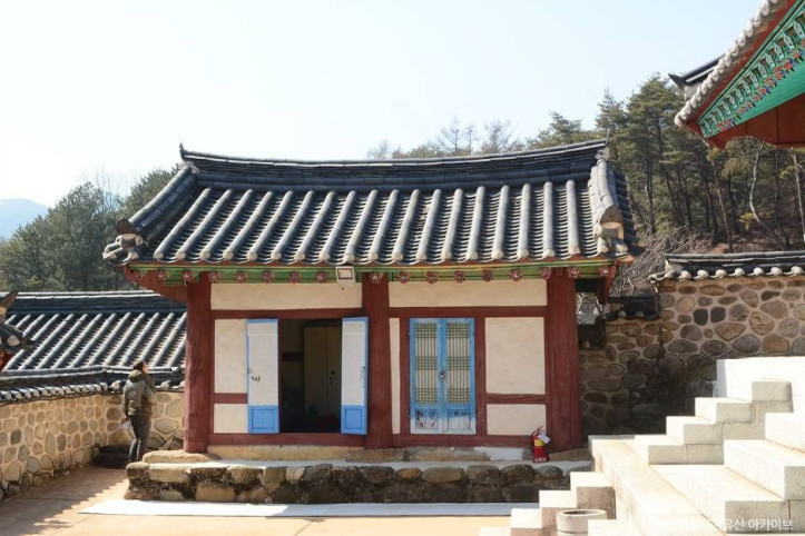 평창향교 여행 추천 - 메고지고