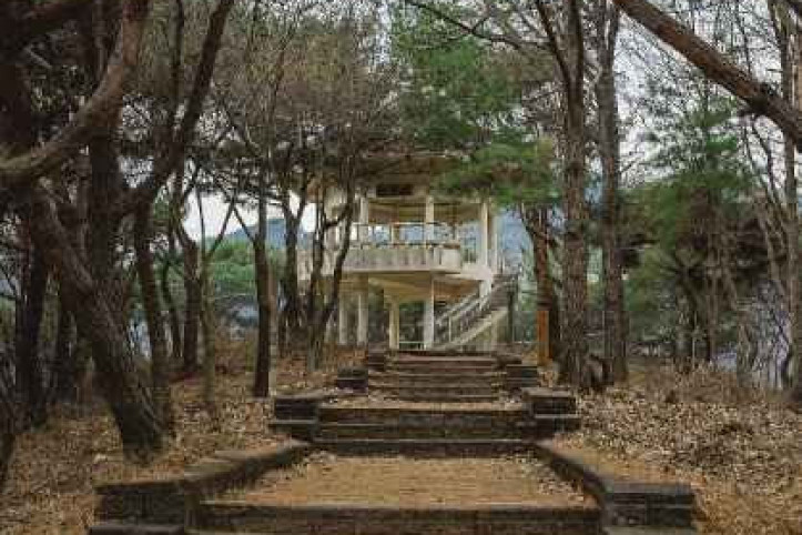 운암산(완주) 여행 추천 - 메고지고
