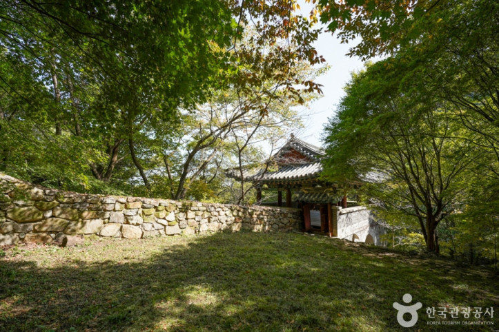 금오산성 여행 추천 - 메고지고