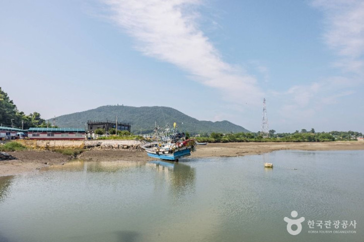 남산포 선착장 여행 추천 - 메고지고
