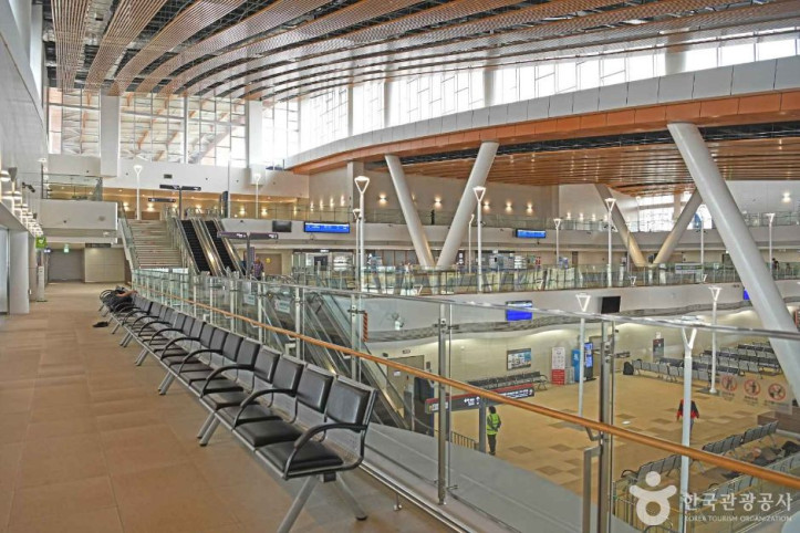 인천항 국제여객터미널 여행 추천 - 메고지고
