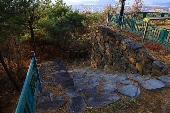 정림사지와 사비길 여행 추천 - 메고지고