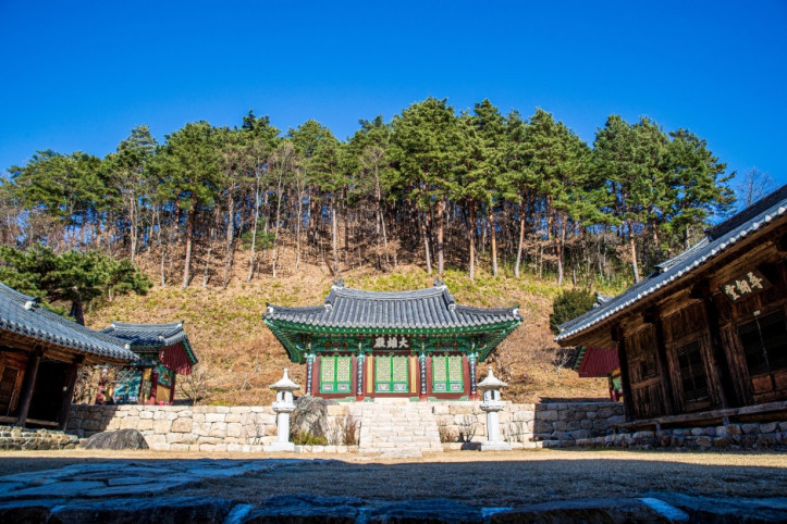 신흥사(삼척) 여행 추천 - 메고지고