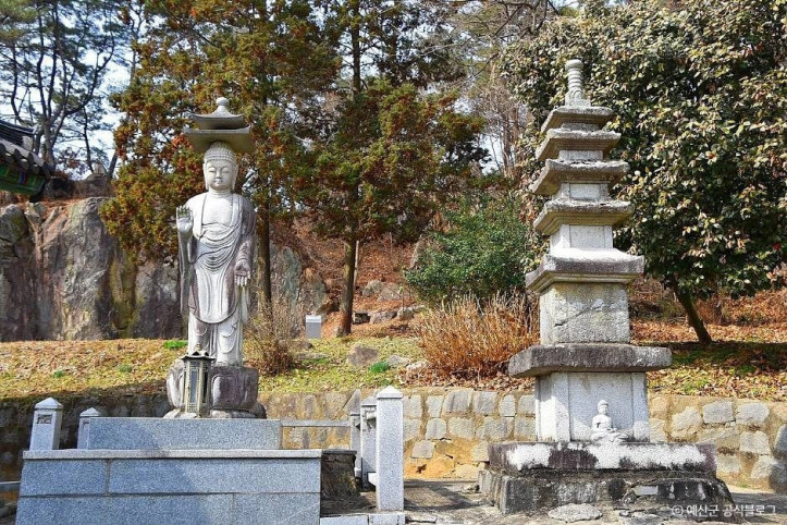 화암사(예산) 여행 추천 - 메고지고