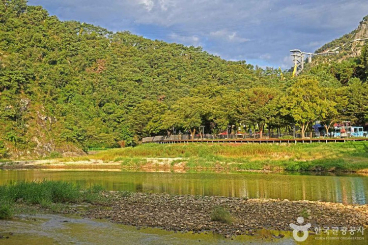 간현관광지 여행 추천 - 메고지고