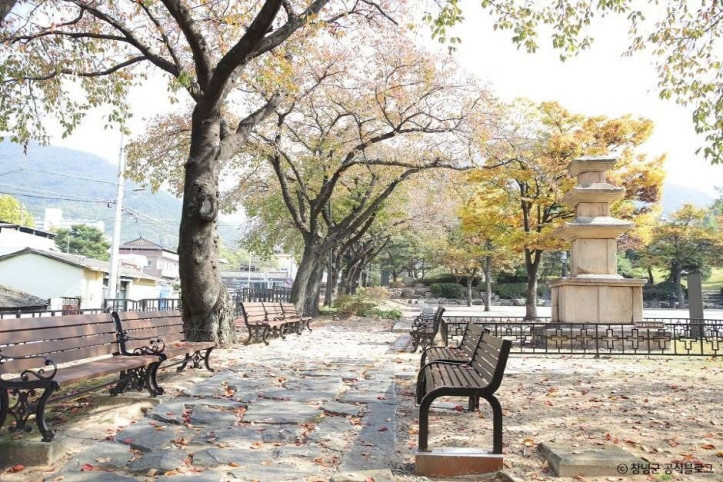 창녕 만옥정공원 여행 추천 - 메고지고