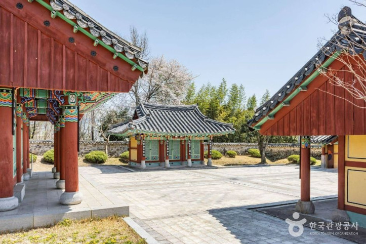 충무사(순천) 여행 추천 - 메고지고