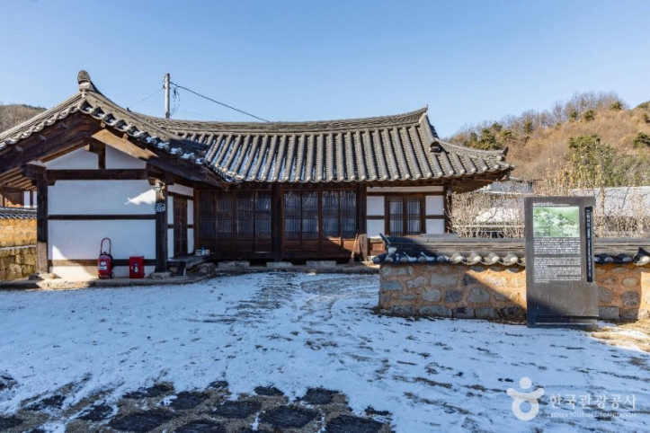 근암서원 여행 추천 - 메고지고