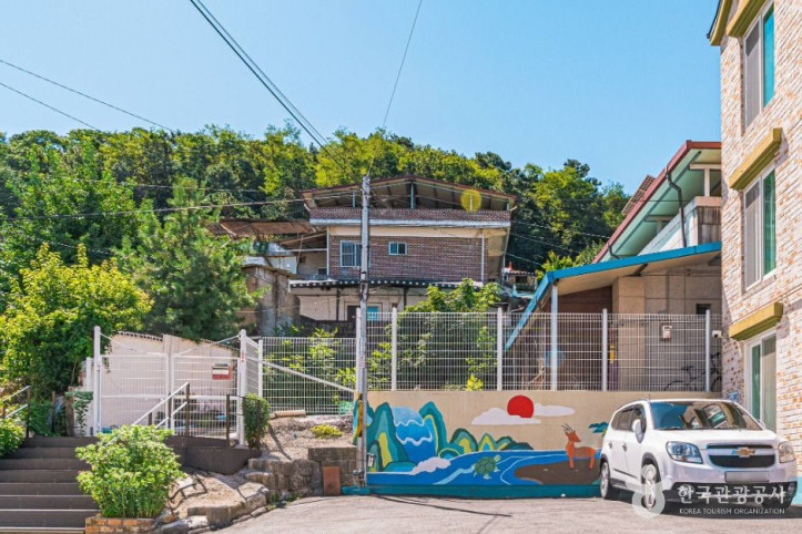 전주 산성벽화마을 여행 추천 - 메고지고
