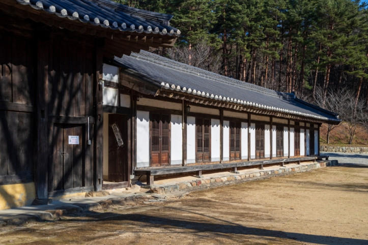 신흥사(삼척) 여행 추천 - 메고지고