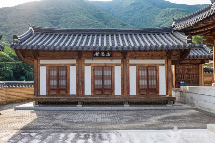 장산서원 여행 추천 - 메고지고