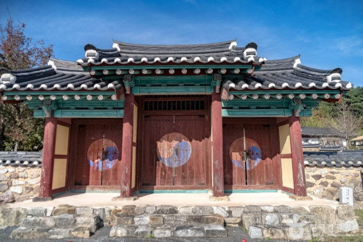 여주향교 여행 추천 - 메고지고