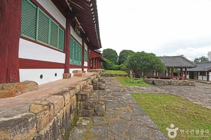 광양향교 여행 추천 - 메고지고