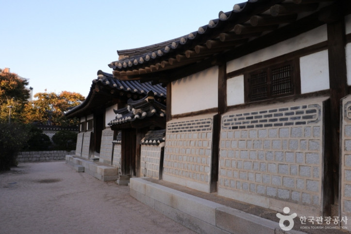 해풍부원군윤택영댁재실 여행 추천 - 메고지고