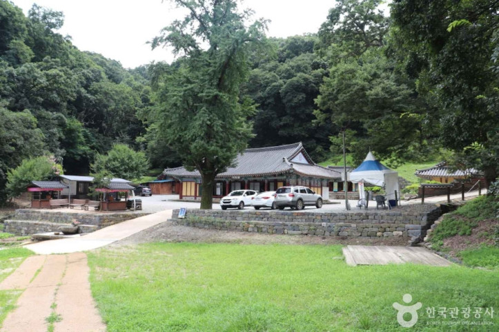 영은사(공주) 여행 추천 - 메고지고