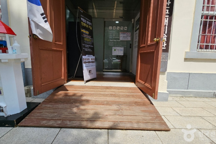 군산근대미술관 여행 추천 - 메고지고