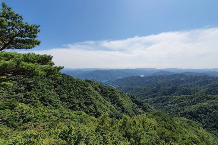 사명산 여행 추천 - 메고지고