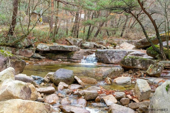 대야산 용추계곡 여행 추천 - 메고지고
