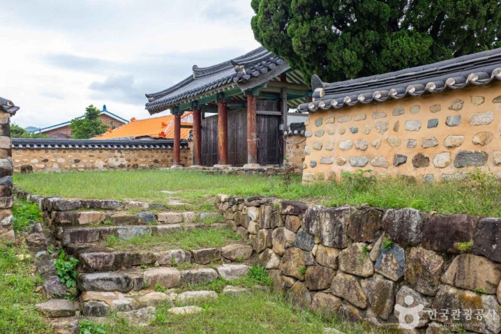 청하향교 여행 추천 - 메고지고