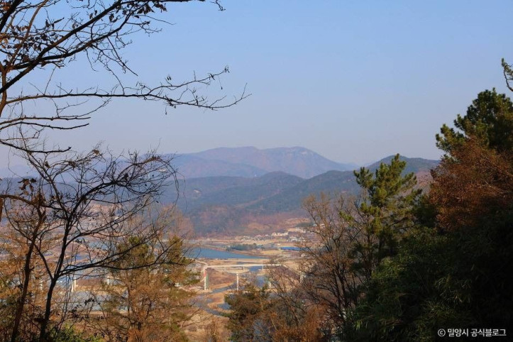 추화산성 여행 추천 - 메고지고