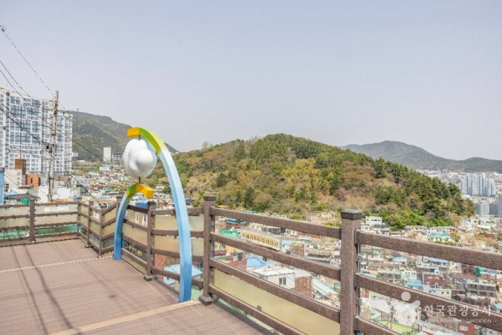 비석문화마을 여행 추천 - 메고지고