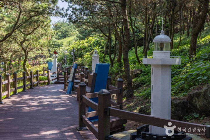 우도 등대 여행 추천 - 메고지고