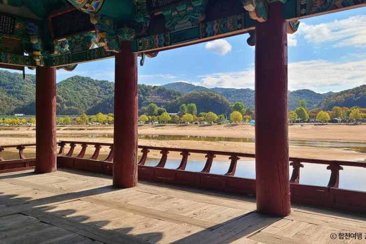 함벽루 여행 추천 - 메고지고