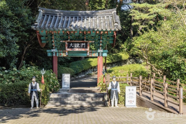 통영 한산도 이충무공 유적 여행 추천 - 메고지고