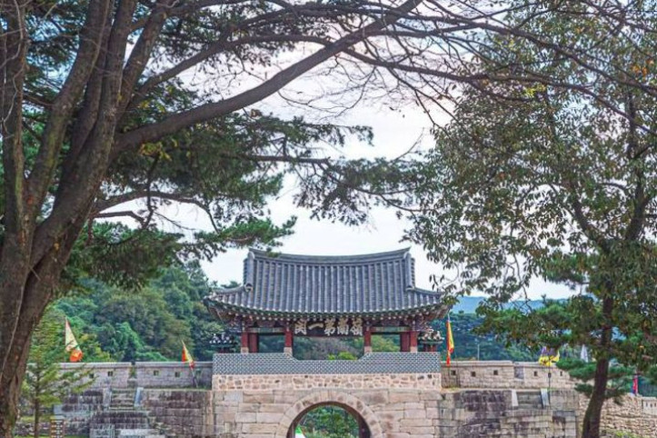 조령제1관문 여행 추천 - 메고지고