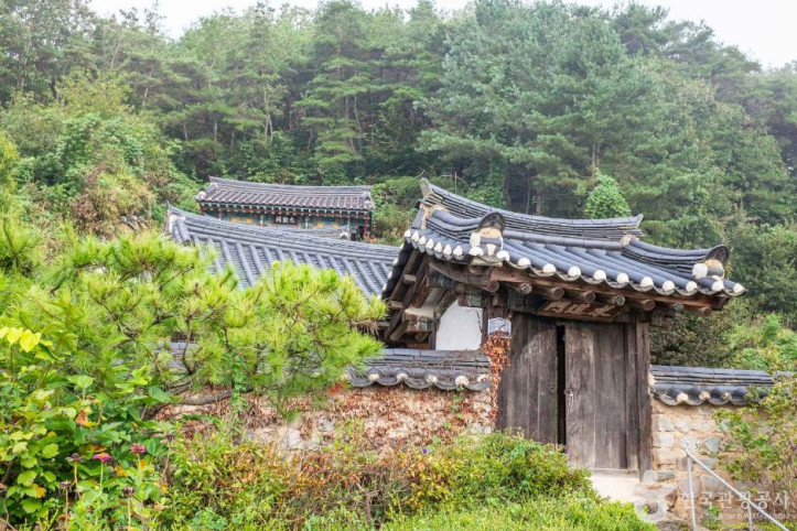 근성서원 여행 추천 - 메고지고