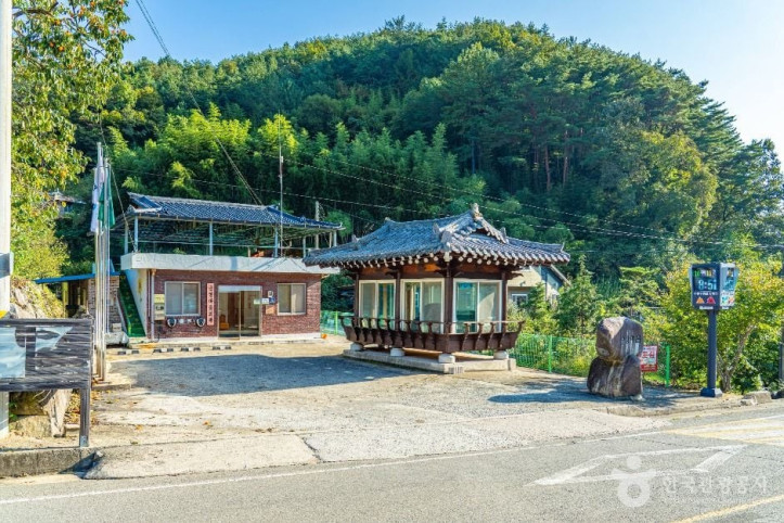 궁항마을 여행 추천 - 메고지고