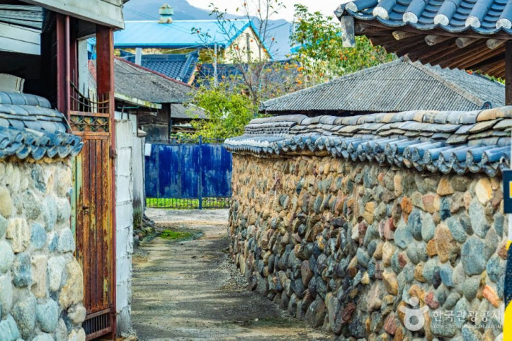산청 단계마을 옛 담장 여행 추천 - 메고지고