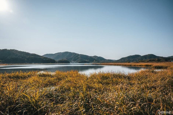 학저수지 여행 추천 - 메고지고