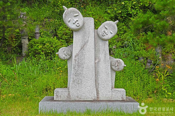 섬진강 도깨비마을 여행 추천 - 메고지고