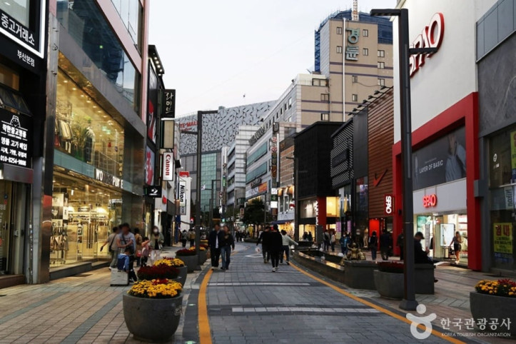 광복로패션거리 여행 추천 - 메고지고