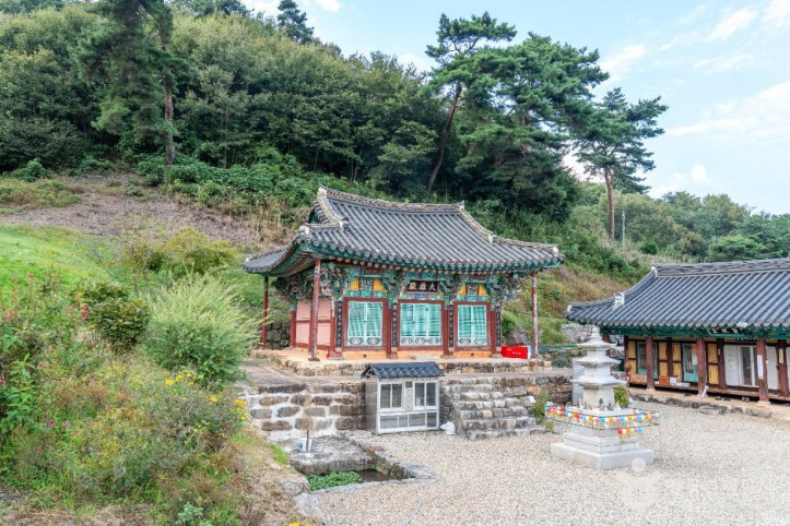 불주사(군산) 여행 추천 - 메고지고
