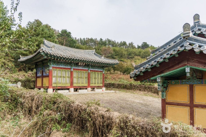 효충서원 여행 추천 - 메고지고