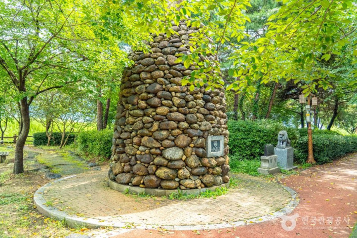 서시천체육공원 여행 추천 - 메고지고