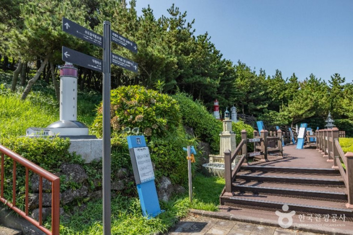 우도 등대 여행 추천 - 메고지고