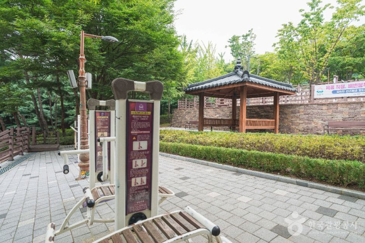 은행공원 여행 추천 - 메고지고