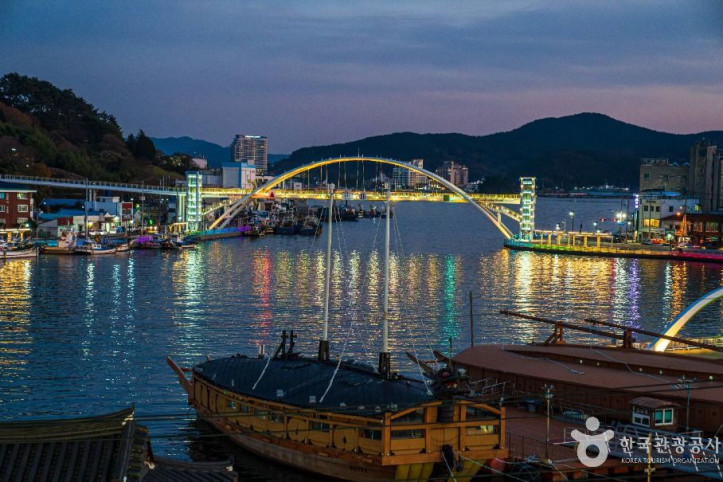 강구안 여행 추천 - 메고지고