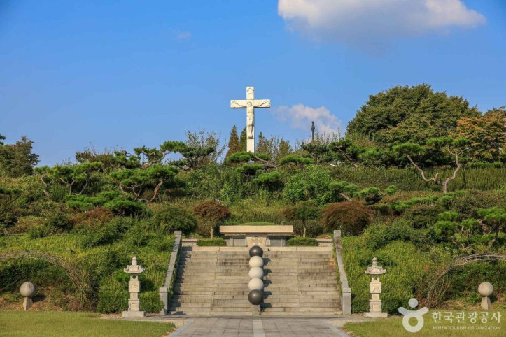 죽산성지(이진터성지) 여행 추천 - 메고지고
