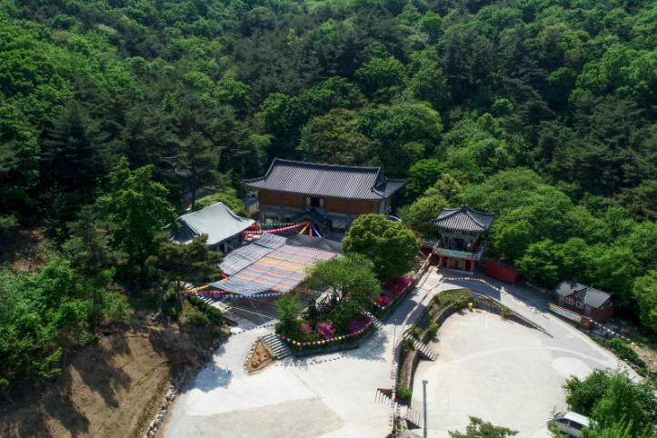 윤정사 여행 추천 - 메고지고