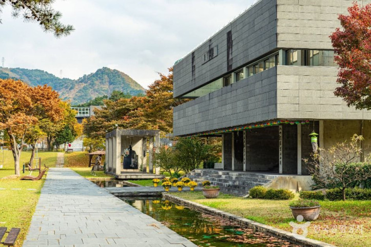 만해마을 여행 추천 - 메고지고