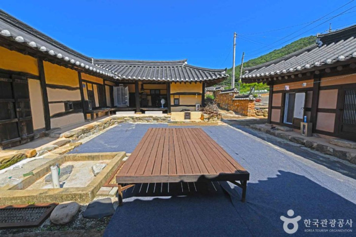 영월 북쌍리 고택 여행 추천 - 메고지고