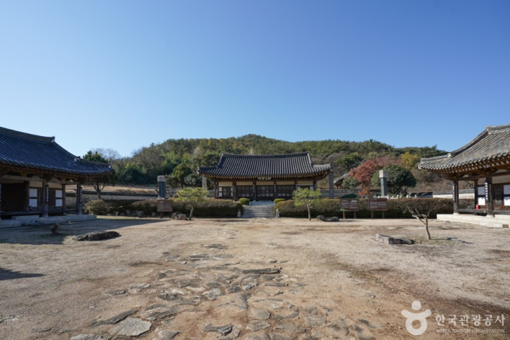 서산서원(함안) 여행 추천 - 메고지고