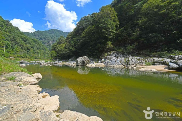 미산계곡 여행 추천 - 메고지고